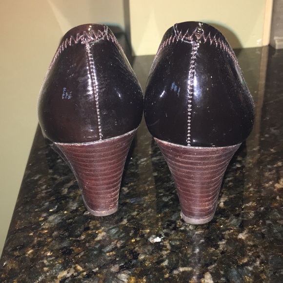 Tory Burch Wedge dark brown wedge heels - Picture 3 of 7